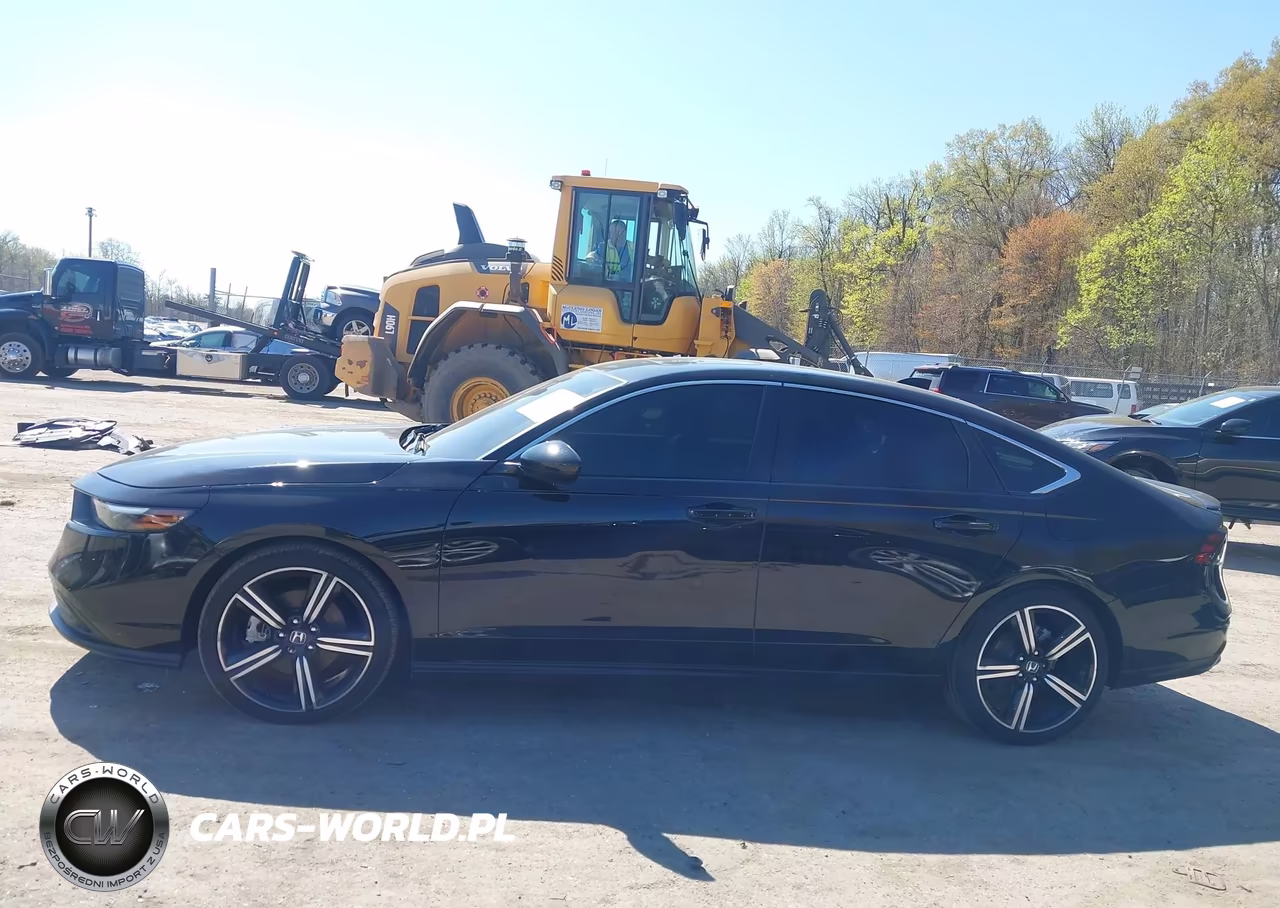 2024 Honda Accord Hybrid Sport VIN:1HGCY2F50RA044979 - 15