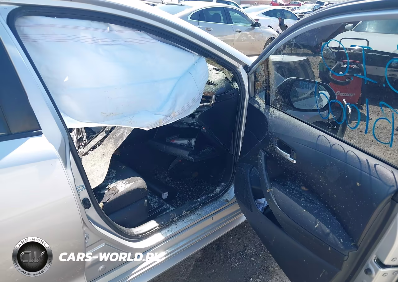 2021 Toyota Corolla Le VIN:JTDEPMAE9MJ118213 - 5