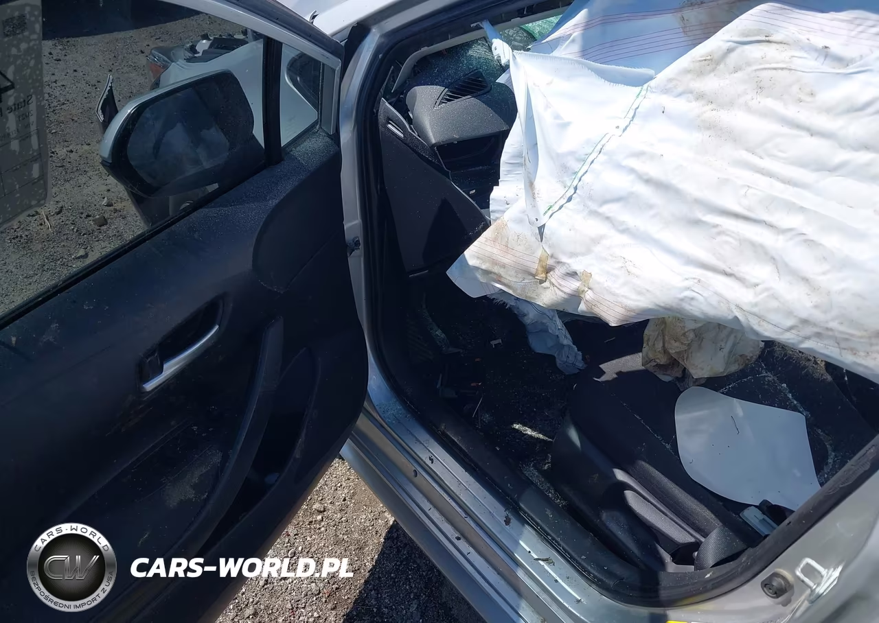 2021 Toyota Corolla Le VIN:JTDEPMAE9MJ118213 - 7