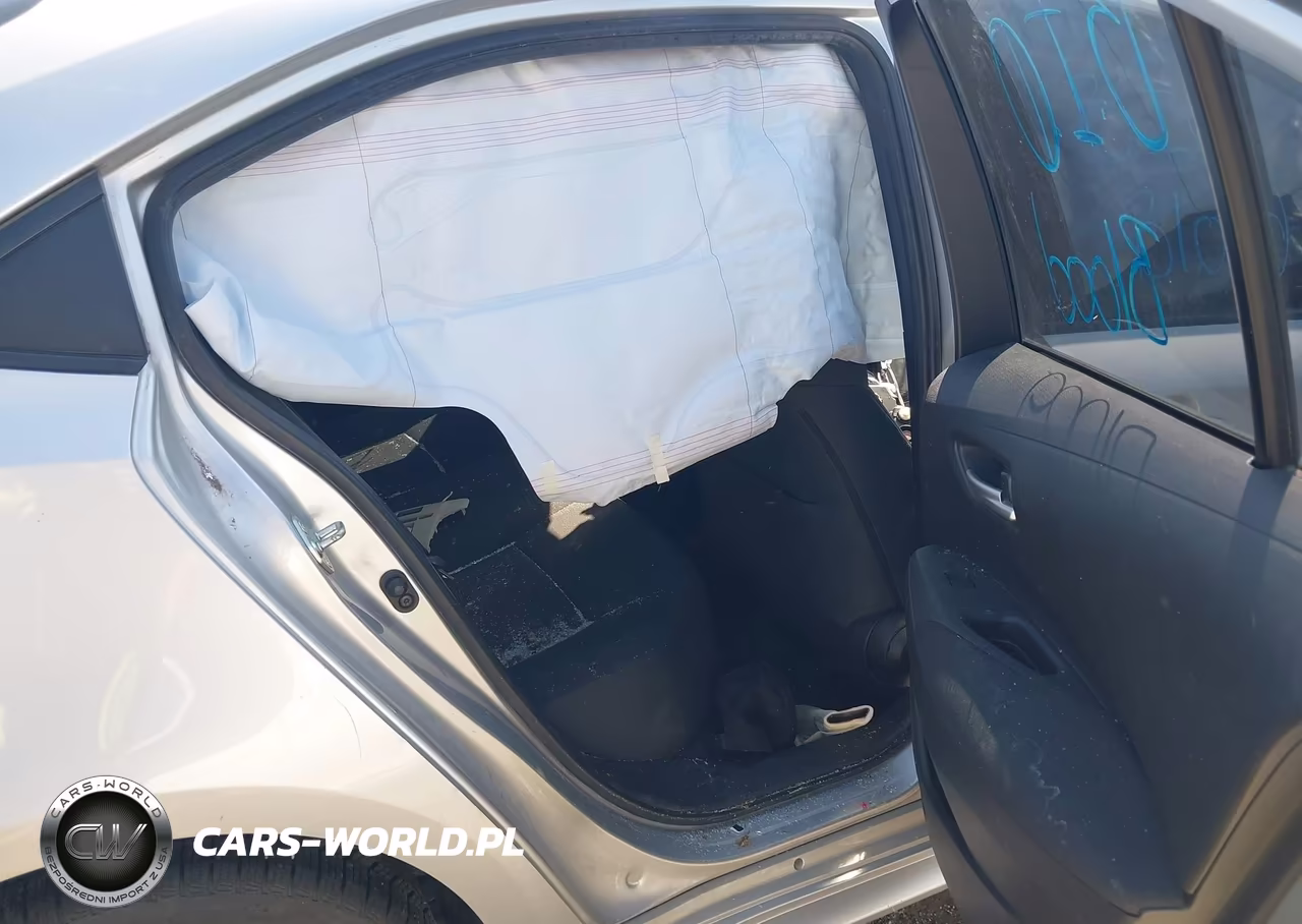 2021 Toyota Corolla Le VIN:JTDEPMAE9MJ118213 - 8