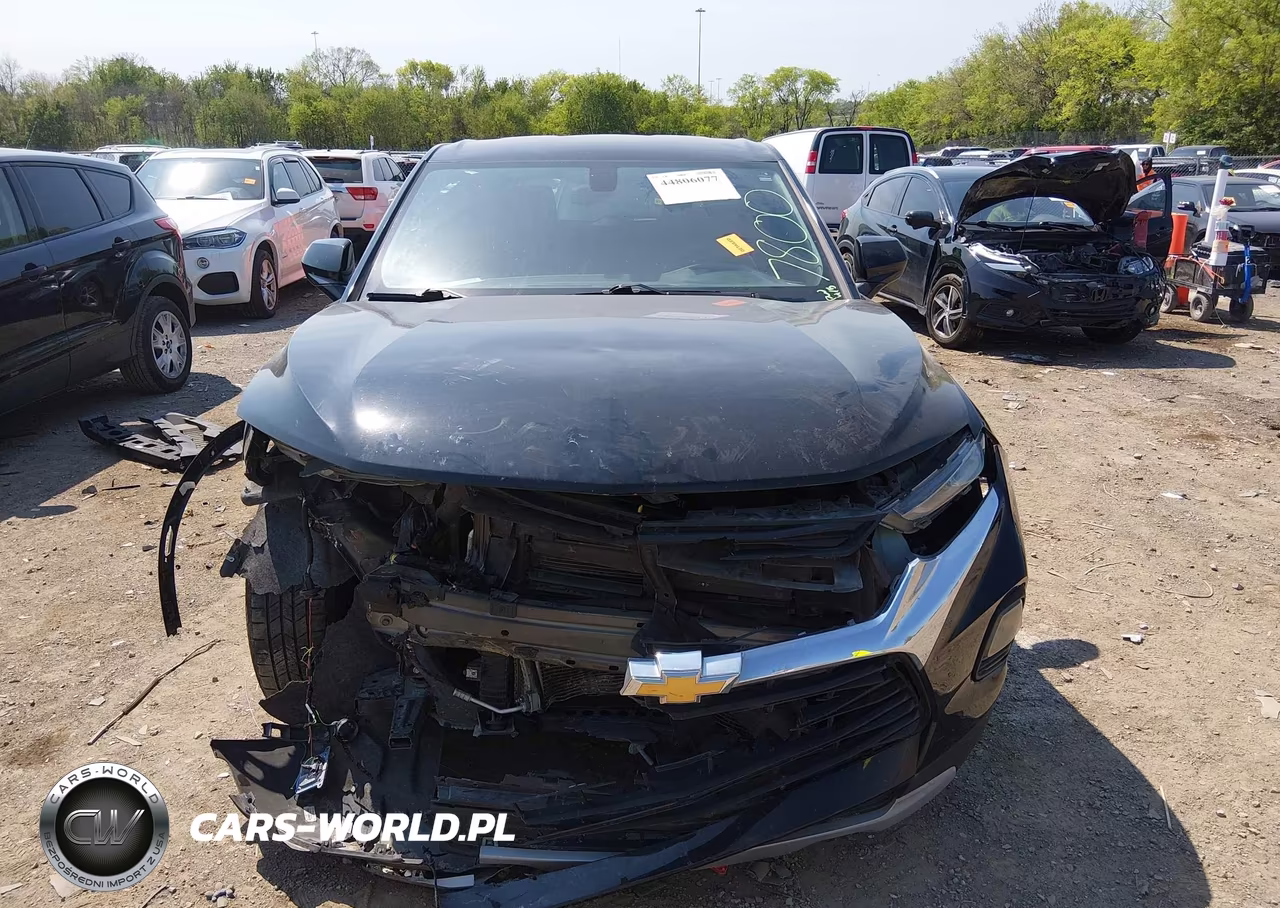 2019 Chevrolet Blazer VIN:3GNKBBRA5KS687800 - 12