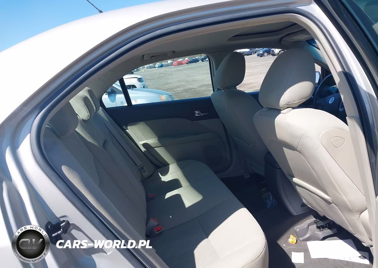 2010 Mercury Milan VIN:3MEHM0HA5AR637759 - 8