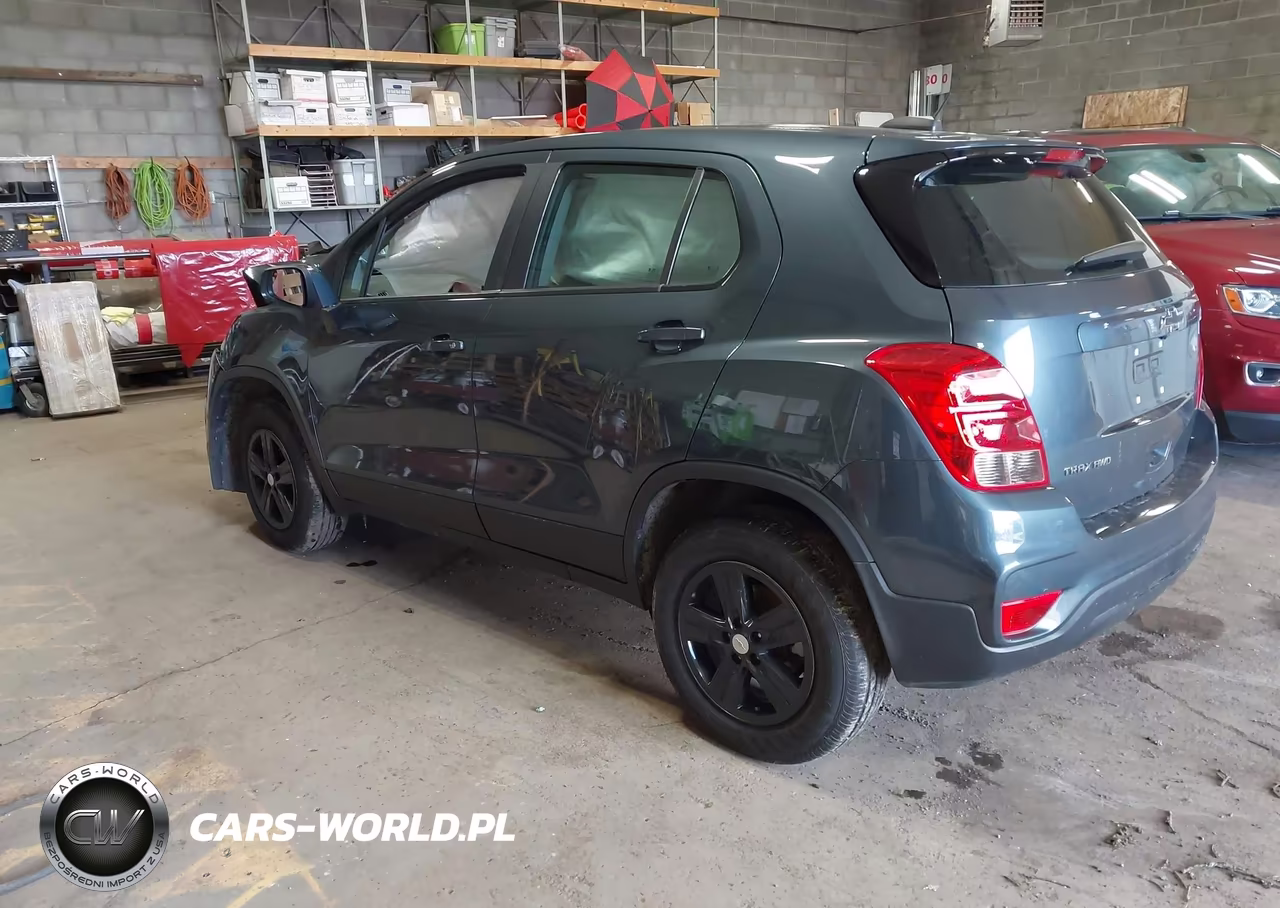 2021 Chevrolet Trax Awd Ls VIN:KL7CJNSB8MB317988 - 3