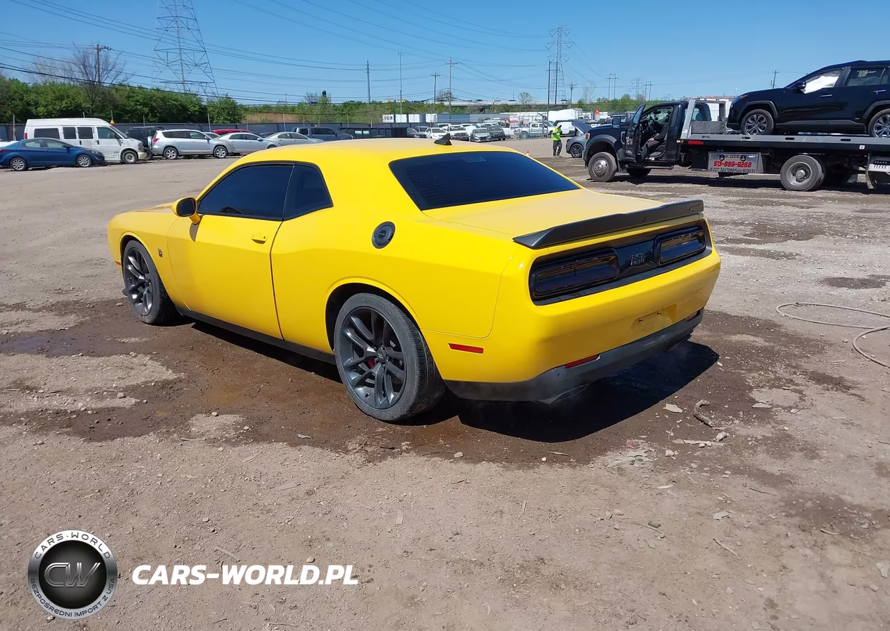 2018 Dodge Challenger 392 Hemi Scat Pack Shaker VIN:2C3CDZFJ5JH202632 - 3