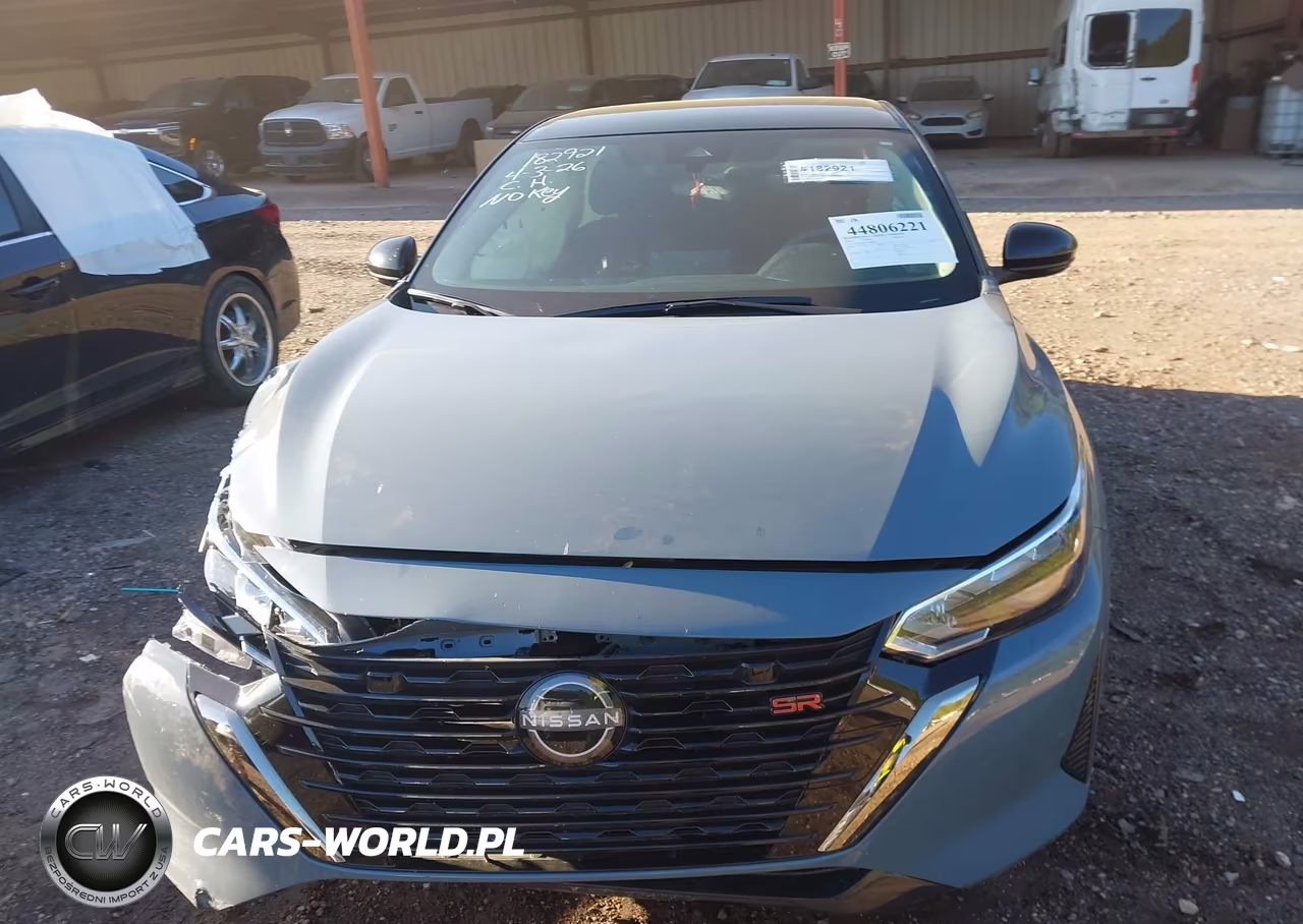 2025 Nissan Sentra Sr VIN:3N1AB8DV3SY260682 - 11