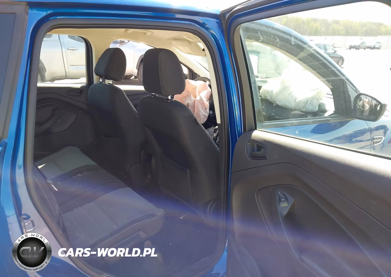 2017 Ford Escape S VIN:1FMCU0F77HUE14396 - 8