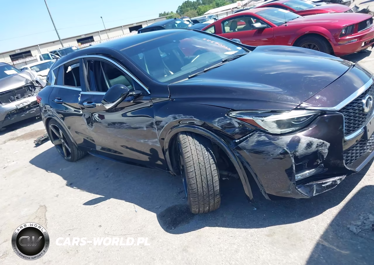 2017 Infiniti Qx30 Sport