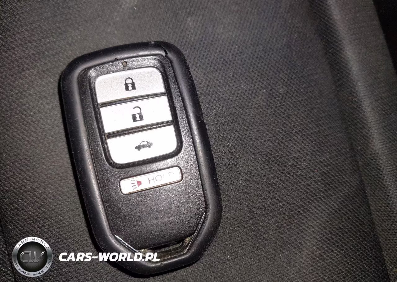 2018 Honda Civic Si VIN:2HGFC1E5XJH708444 - 11