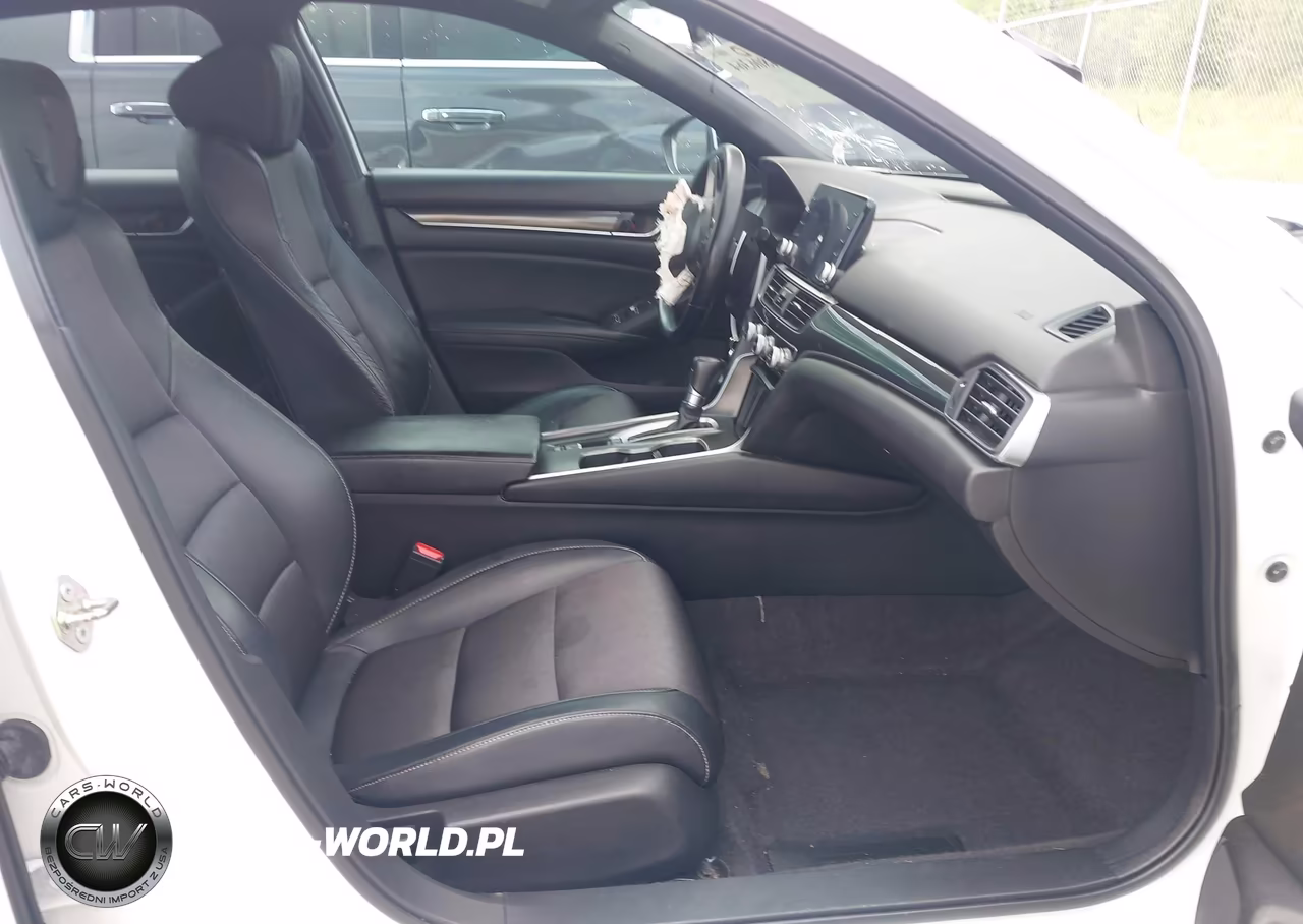 2018 Honda Accord Sport VIN:1HGCV1F39JA169162 - 5