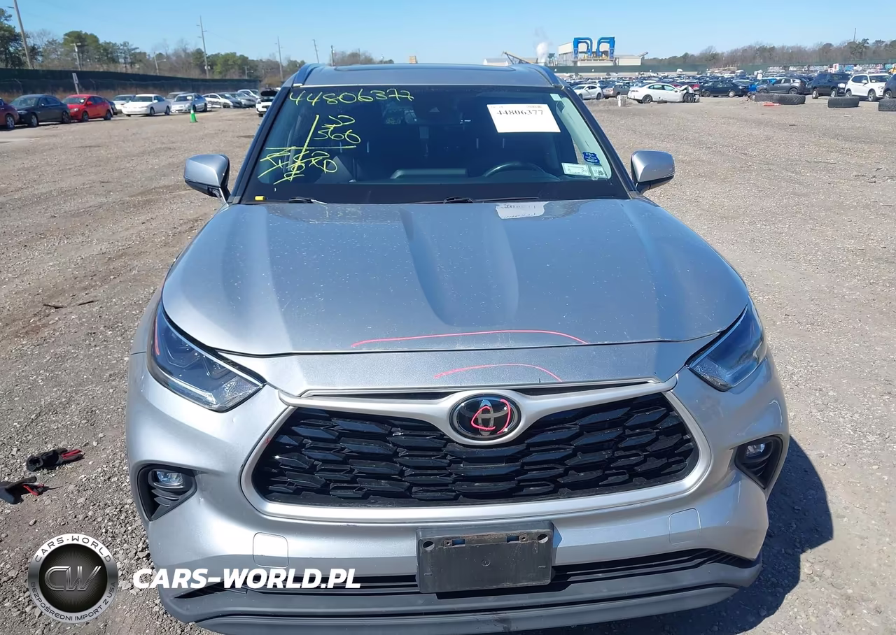 2021 Toyota Highlander Xle VIN:5TDGZRBH1MS151279 - 12
