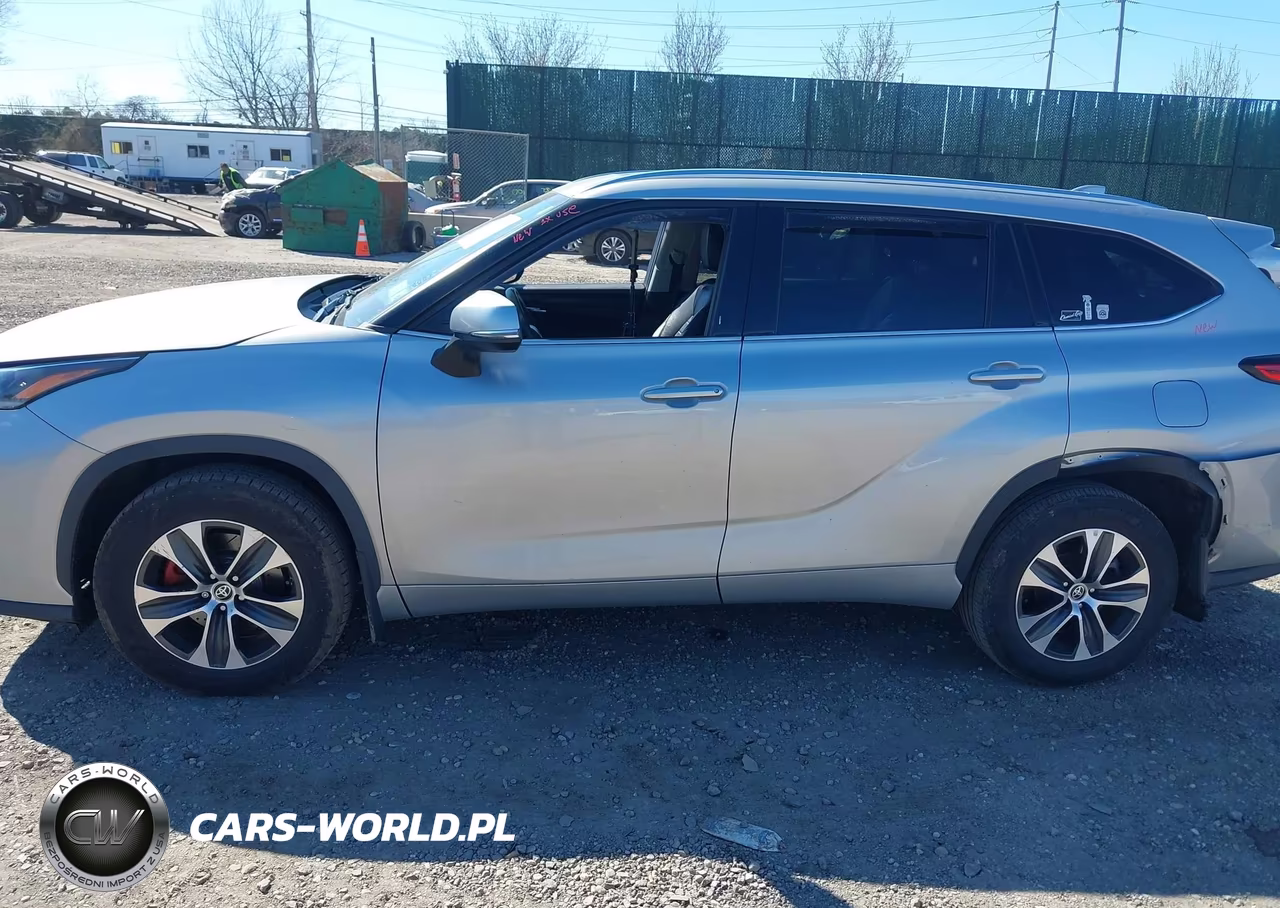 2021 Toyota Highlander Xle VIN:5TDGZRBH1MS151279 - 14