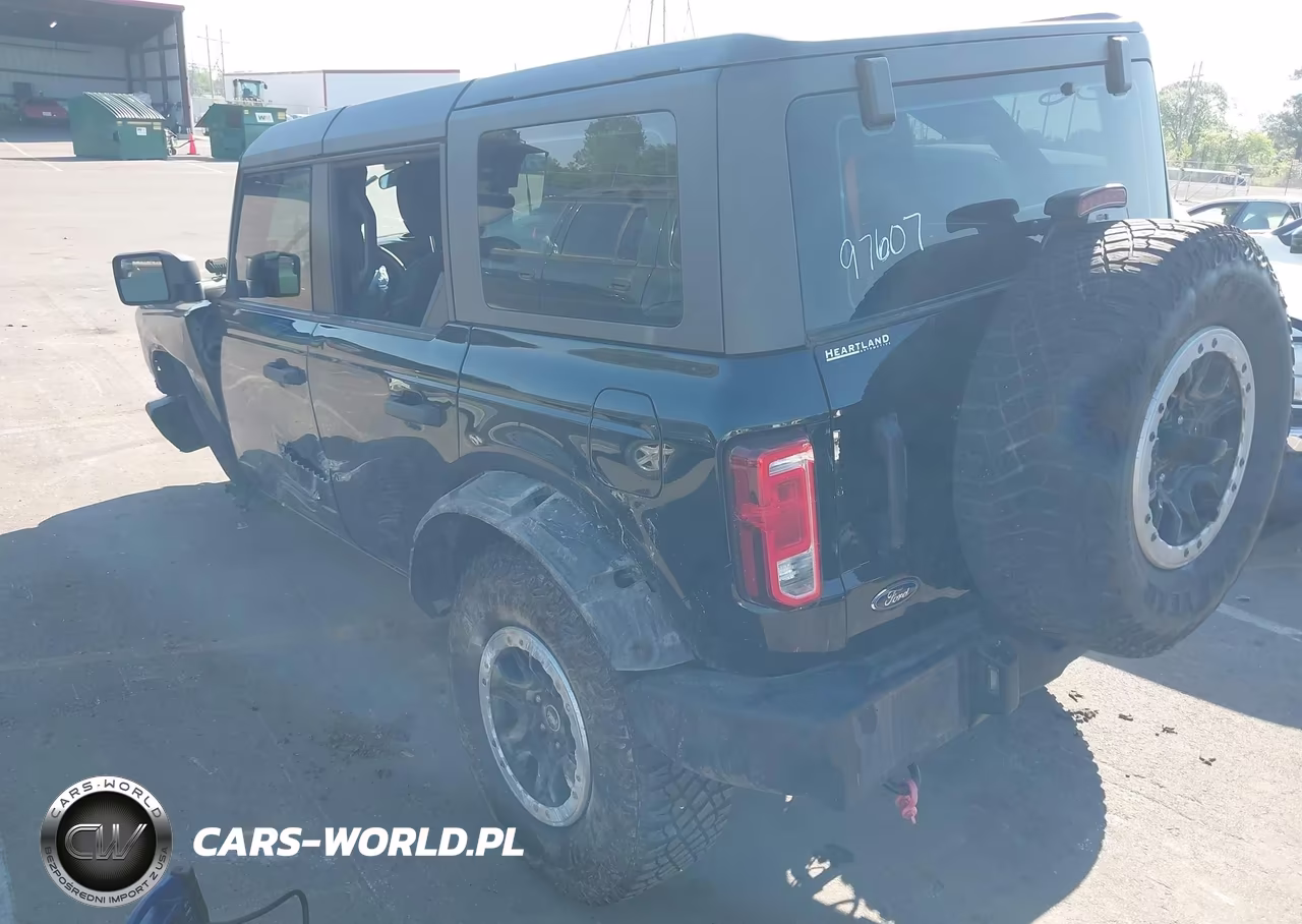 2022 Ford Bronco VIN:1FMDE5DH7NLB75654 - 3