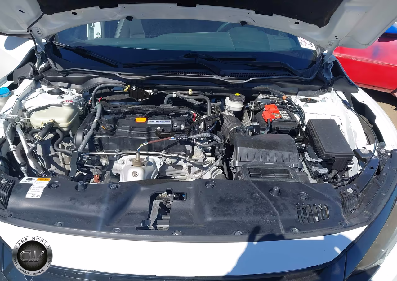 2020 Honda Civic Sport VIN:19XFC2E87LE008460 - 10