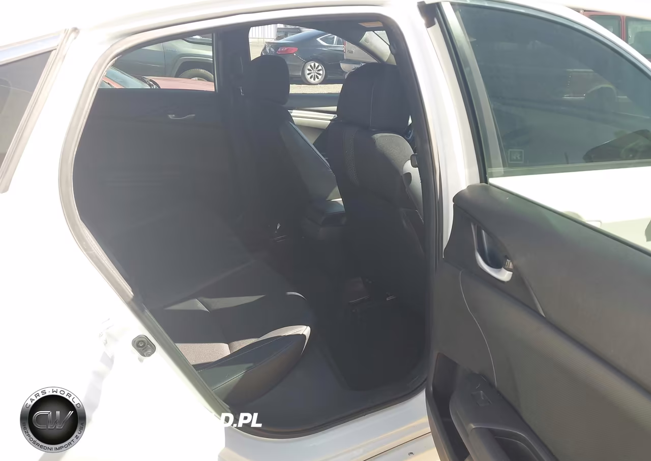 2020 Honda Civic Sport VIN:19XFC2E87LE008460 - 8