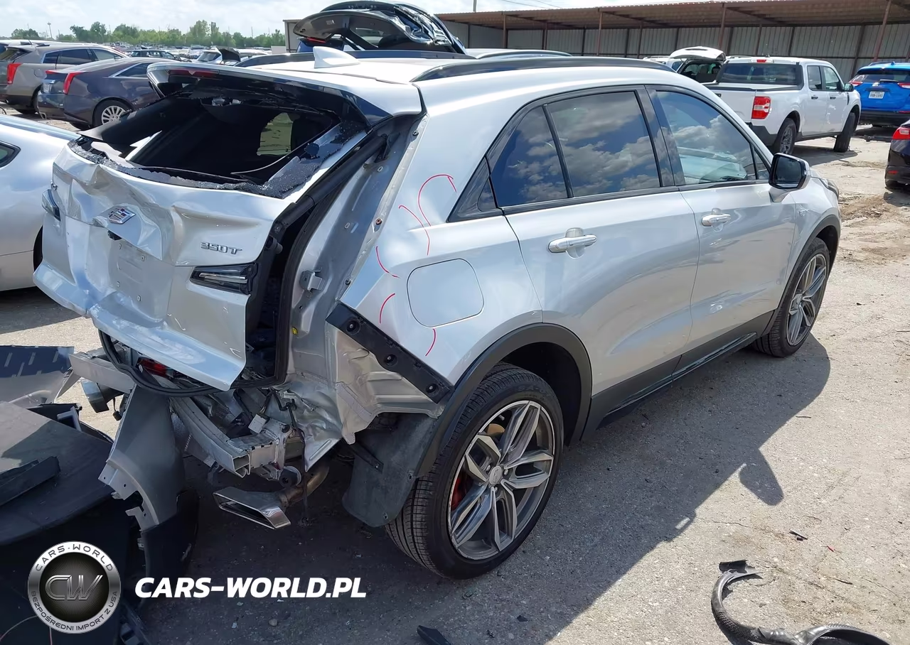 2021 Cadillac Xt4 Fwd Sport VIN:1GYFZER46MF084373 - 4