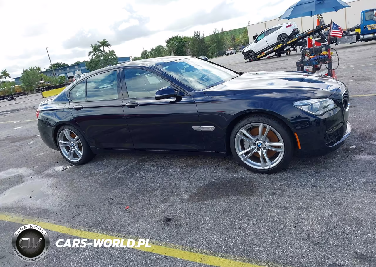 2015 BMW 750I VIN:WBAYA8C56FD825500 - 14