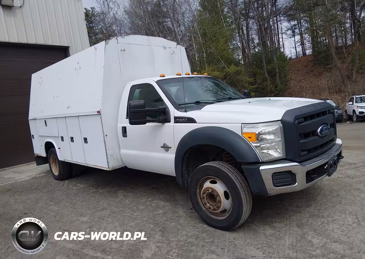 2012 Ford F-550 Chassis Xl