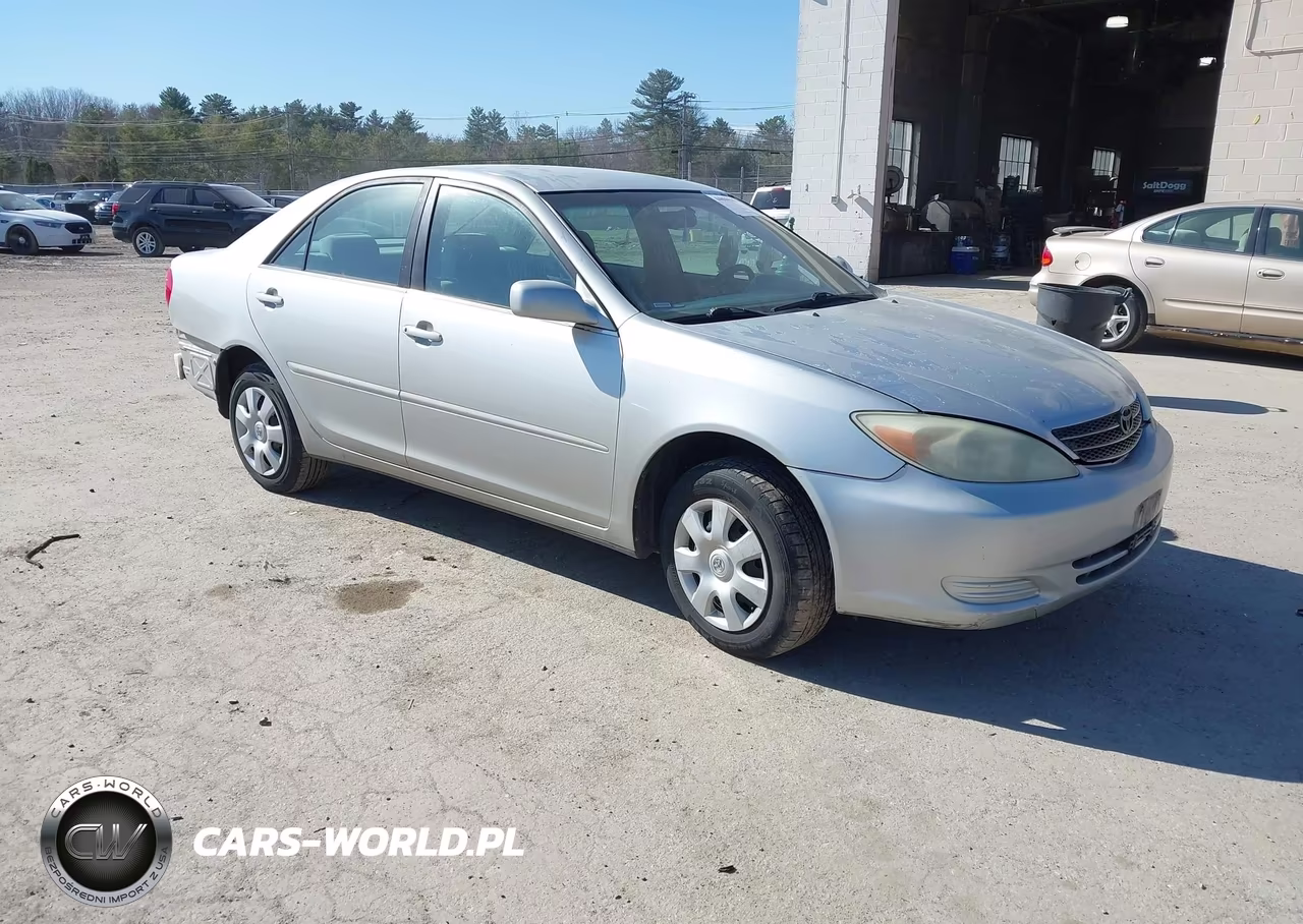 2004 Toyota Camry Le