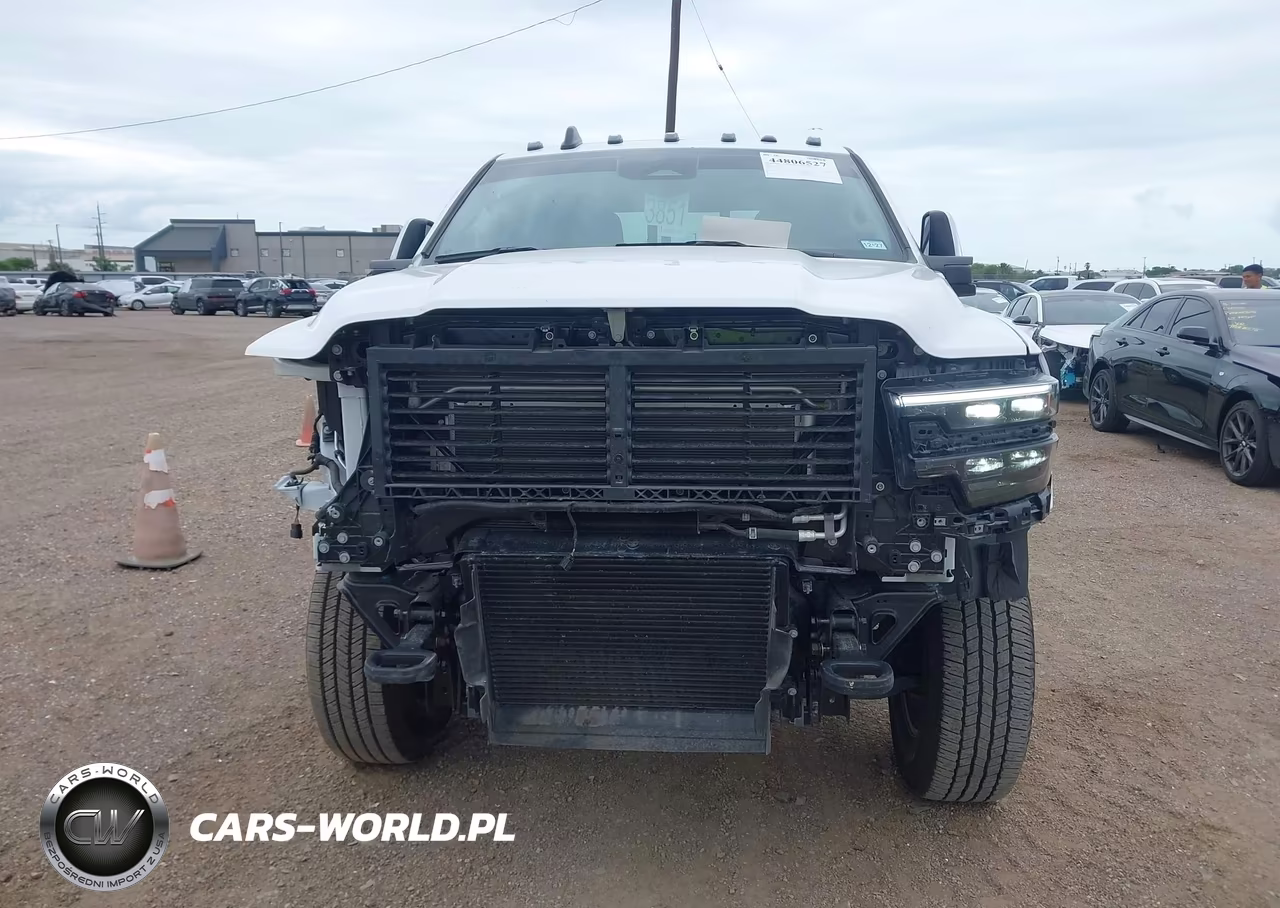 2026 Ram 2500 Laramie 4X4 8' Box VIN:3C63R5KL6TG169115 - 11
