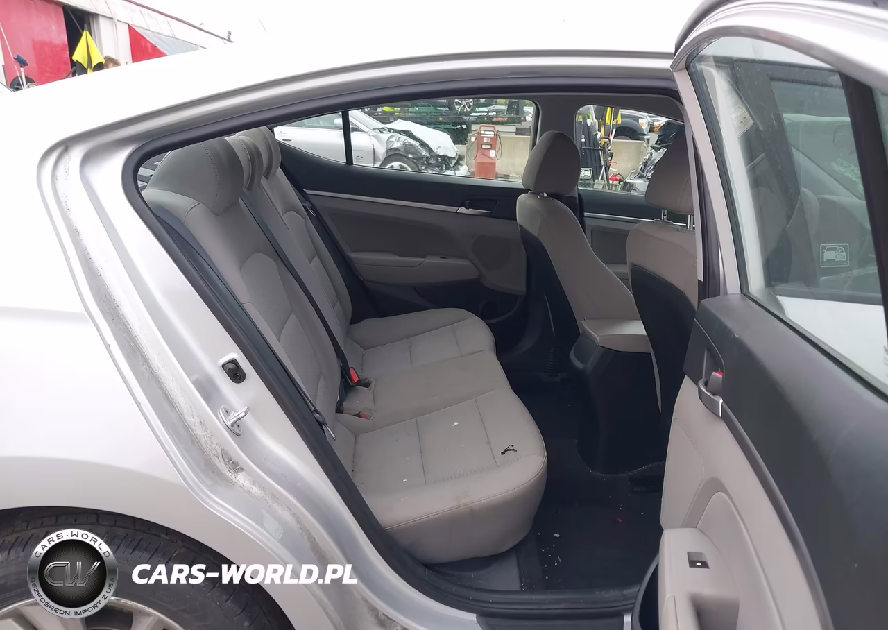 2019 Hyundai Elantra Sel VIN:5NPD84LF5KH407805 - 8