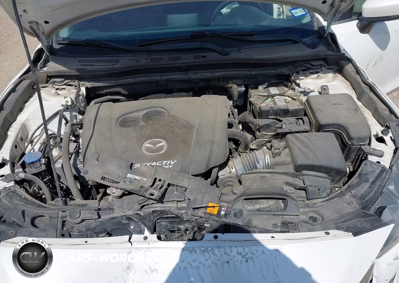 2018 Mazda Mazda3 Touring VIN:3MZBN1V38JM256465 - 10