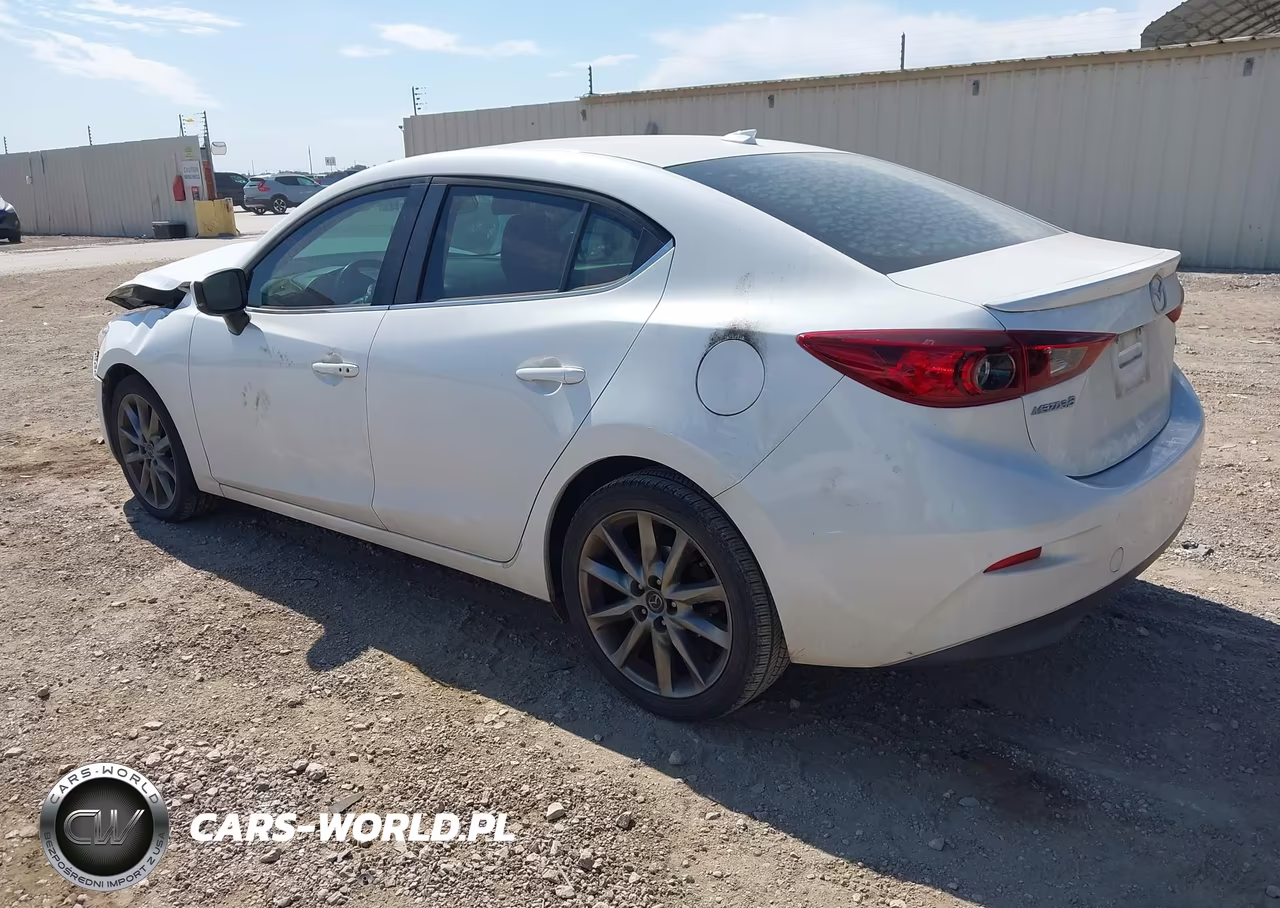 2018 Mazda Mazda3 Touring VIN:3MZBN1V38JM256465 - 3