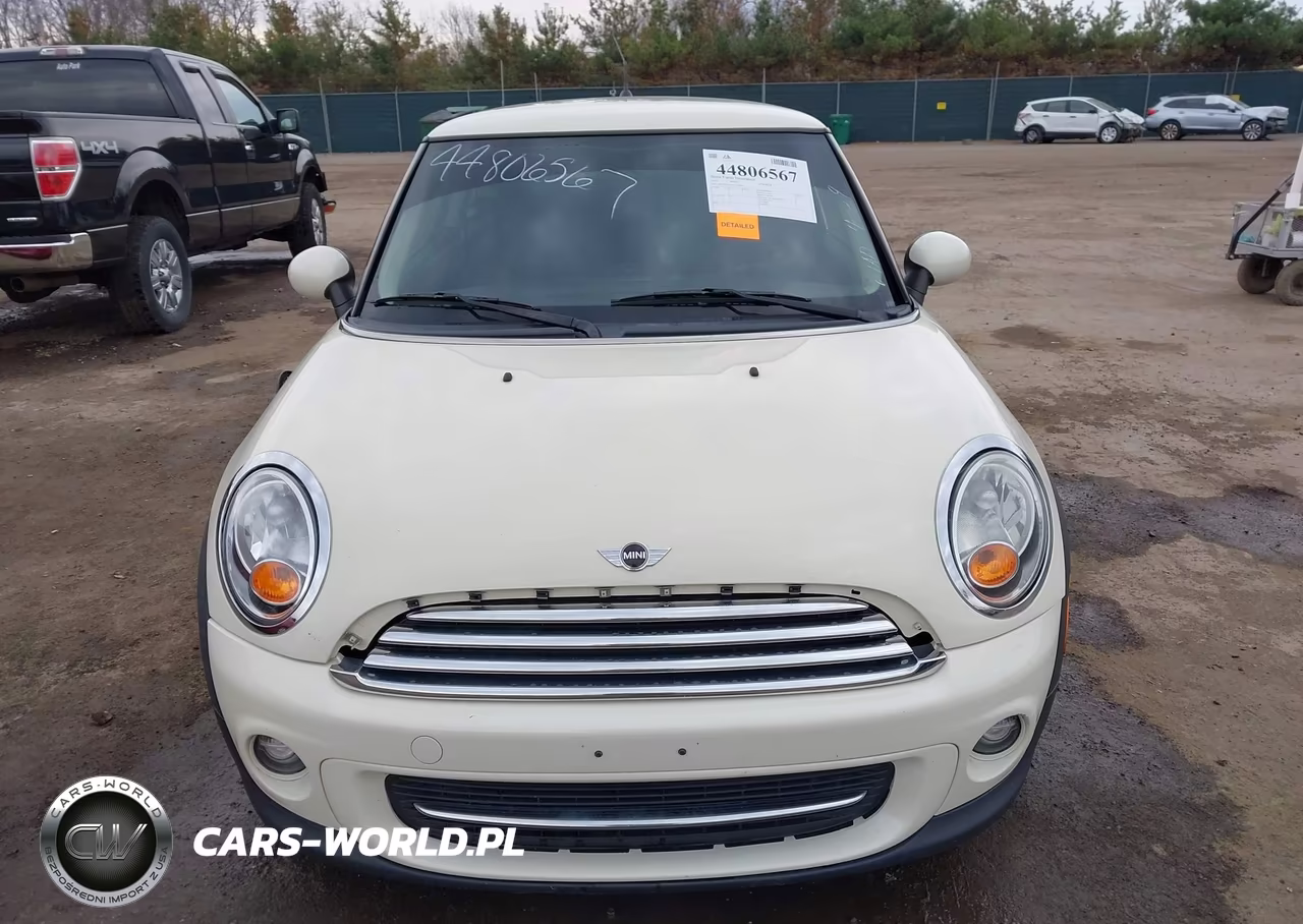 2012 Mini Cooper VIN:WMWSU3C59CT257826 - 12