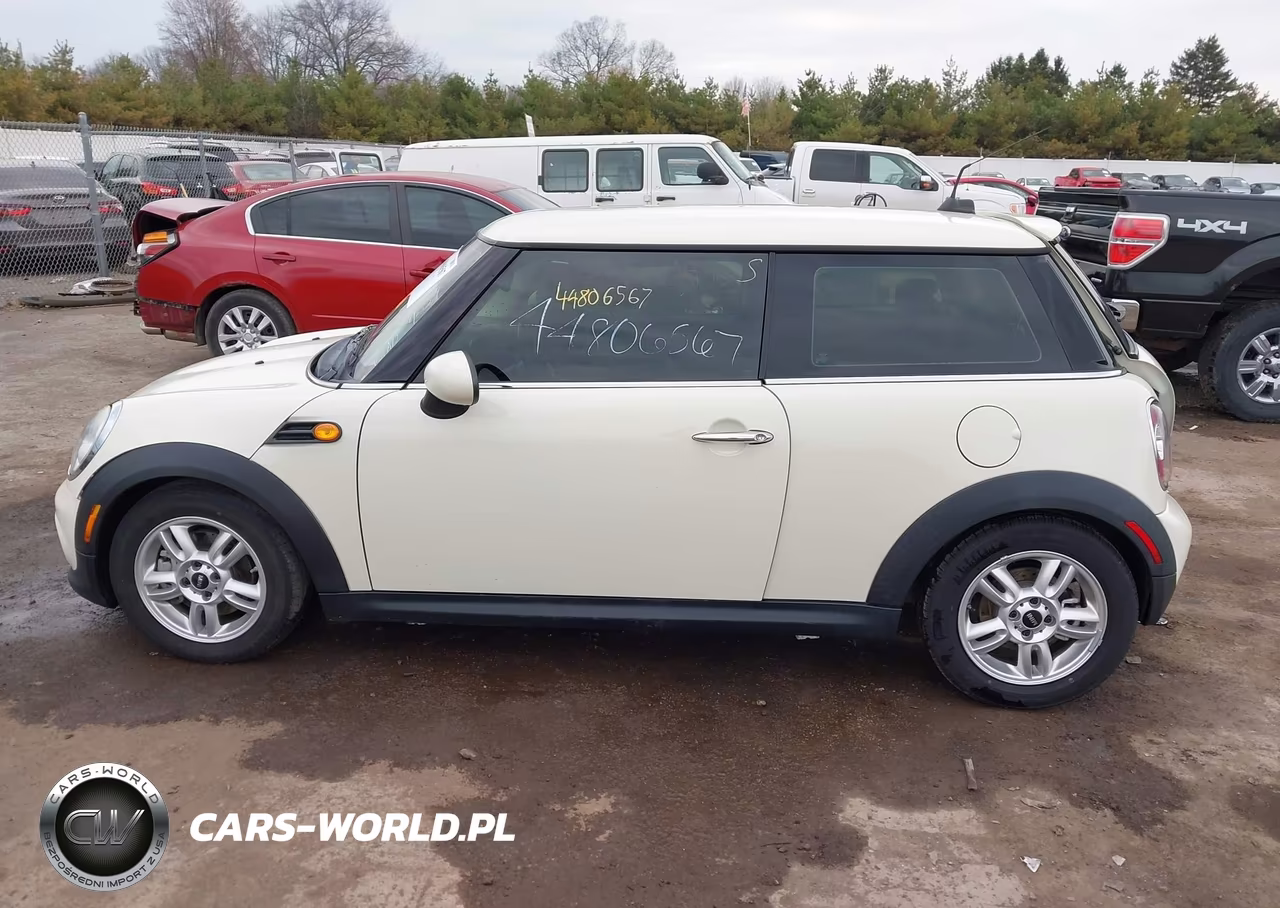 2012 Mini Cooper VIN:WMWSU3C59CT257826 - 14