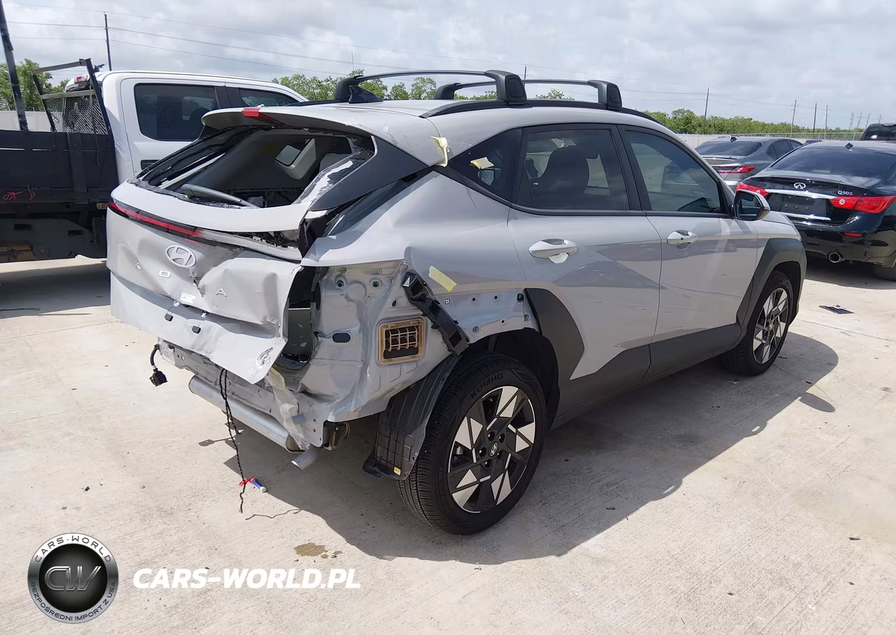 2025 Hyundai Kona Sel VIN:KM8HB3ABXSU311604 - 4