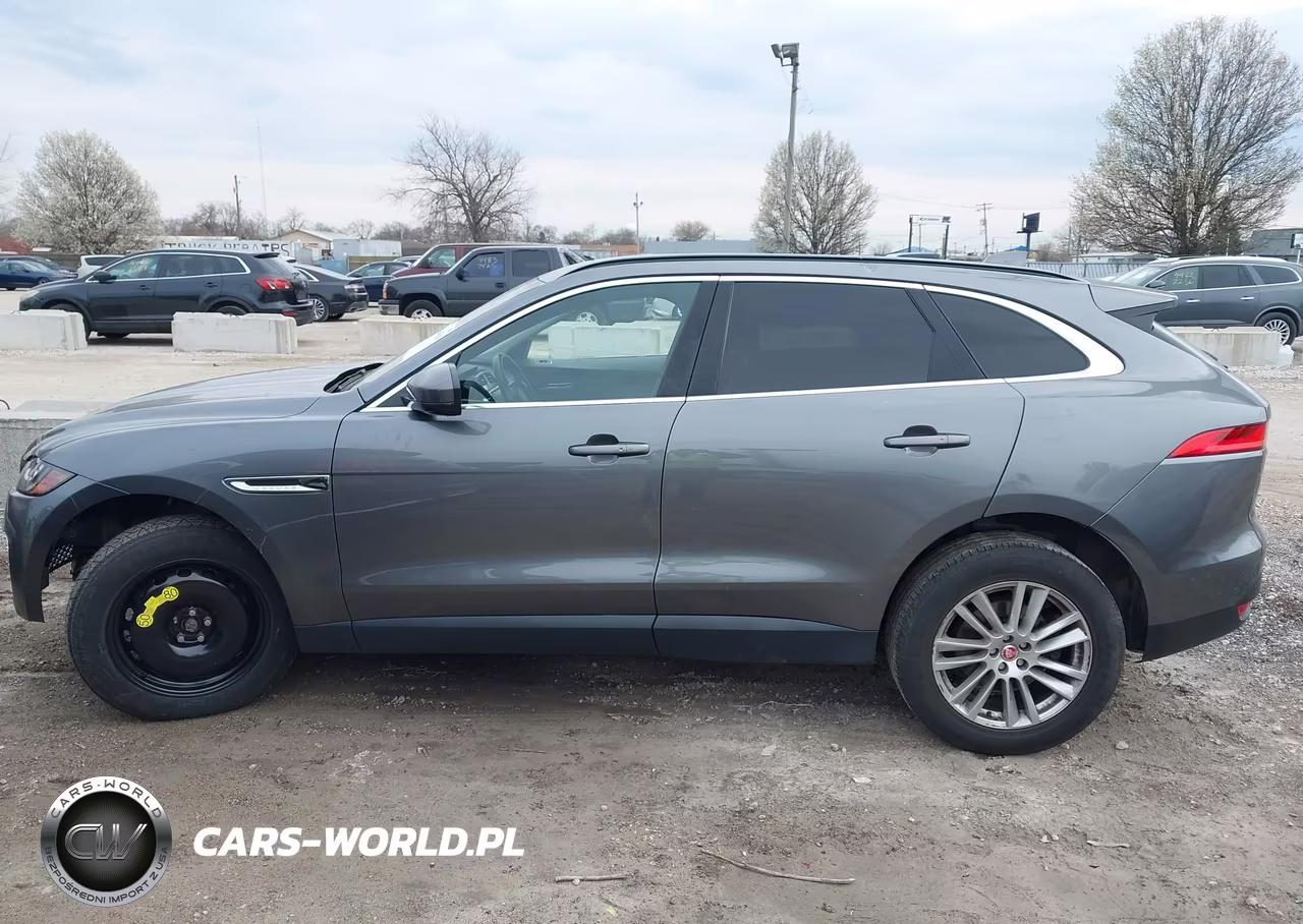 2017 Jaguar F-Pace 35T Prestige VIN:SADCK2BV7HA895542 - 14
