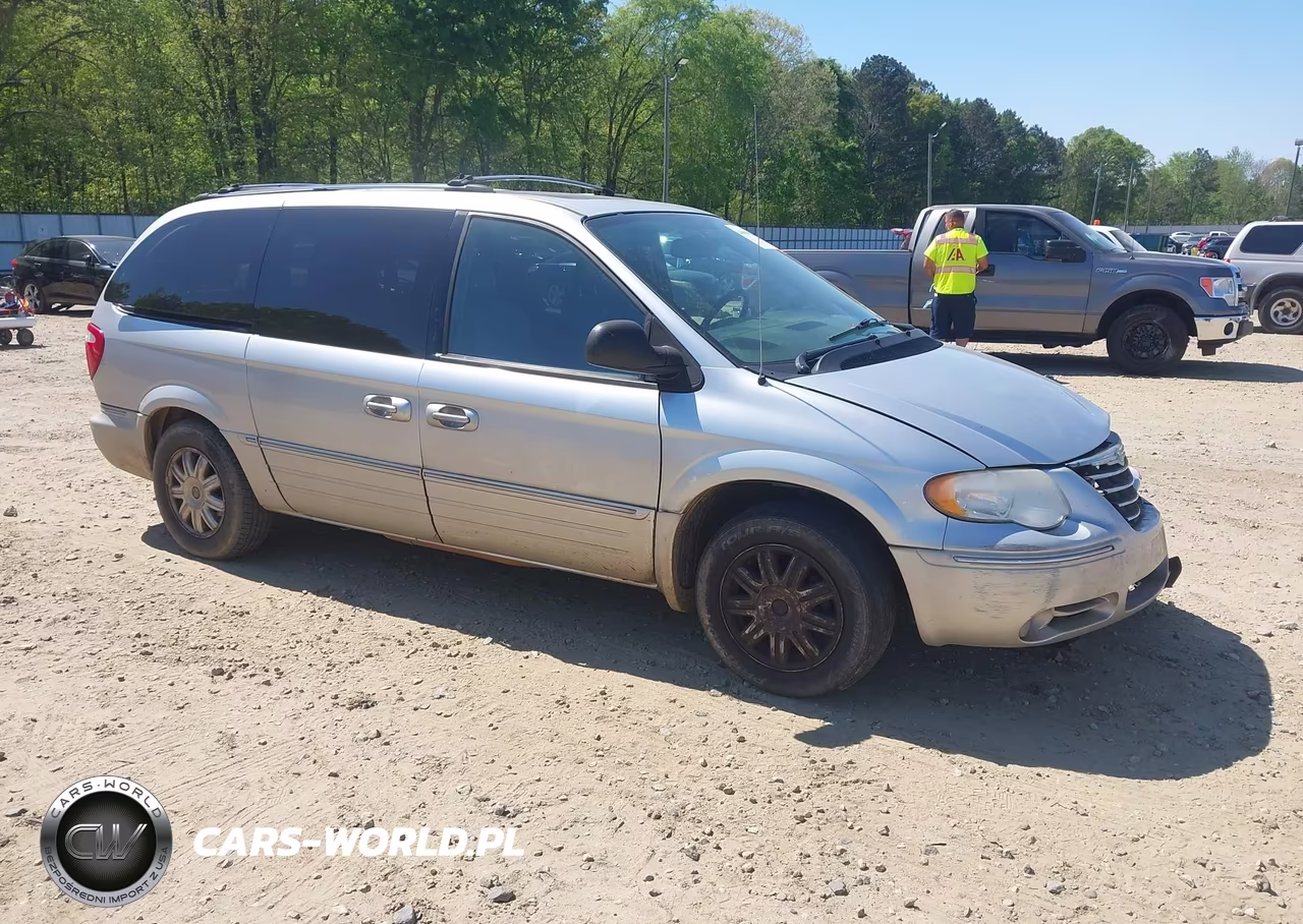 2005 Chrysler Town & Country Limited
