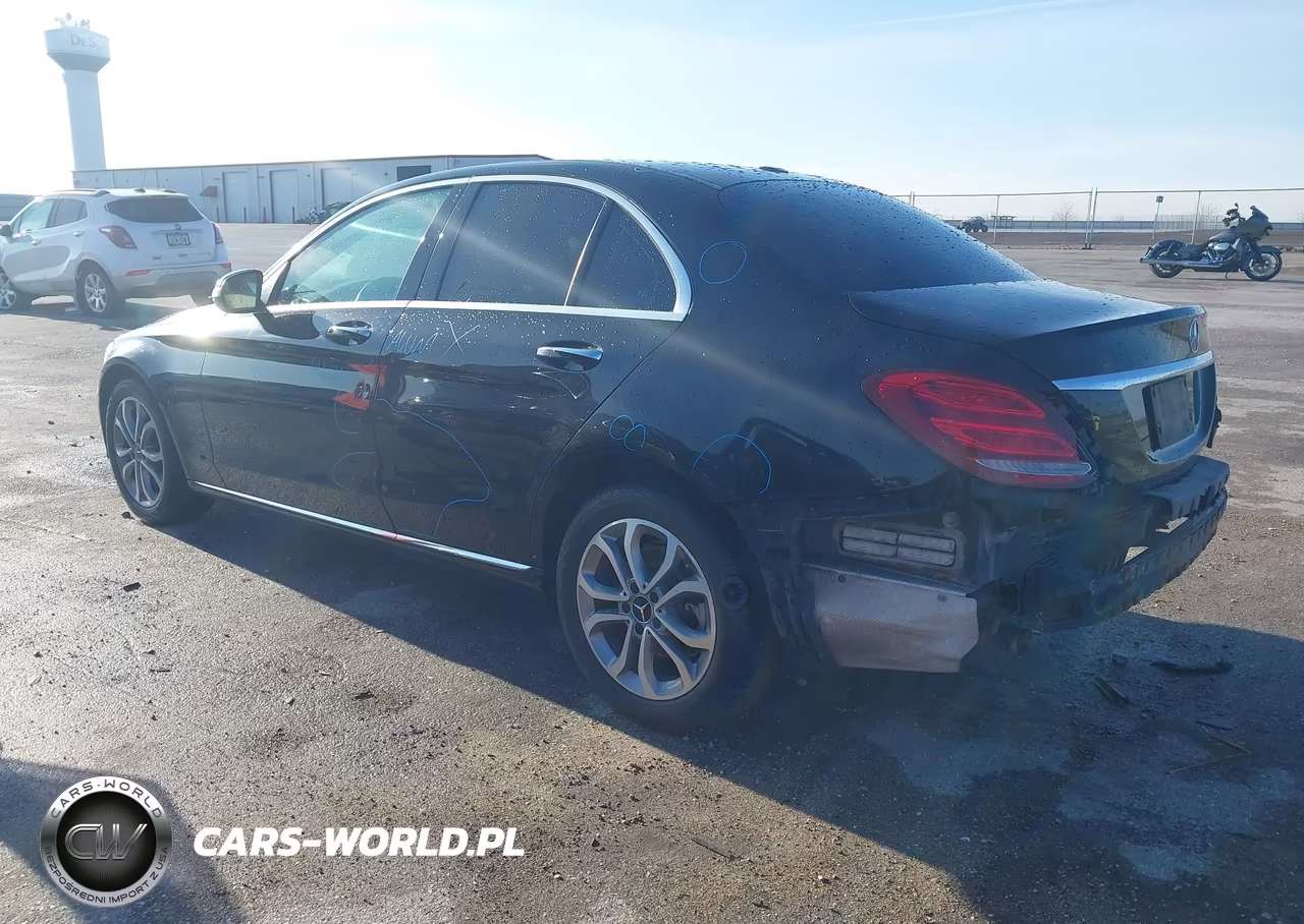 2015 Mercedes-Benz C 300 4Matic VIN:55SWF4KB9FU004782 - 3