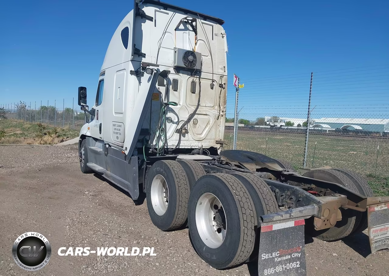 2017 Freightliner Cascadia 125 VIN:3AKJGLDR9HSHV7581 - 3