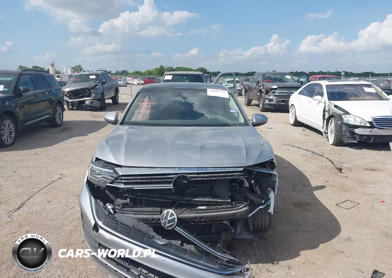 2023 Volkswagen Jetta 1.5T Se VIN:3VW7M7BU4PM042090 - 12