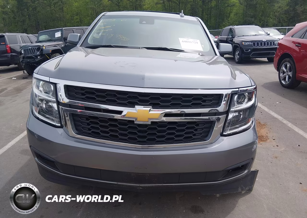 2019 Chevrolet Tahoe Lt VIN:1GNSKBKC2KR339435 - 12
