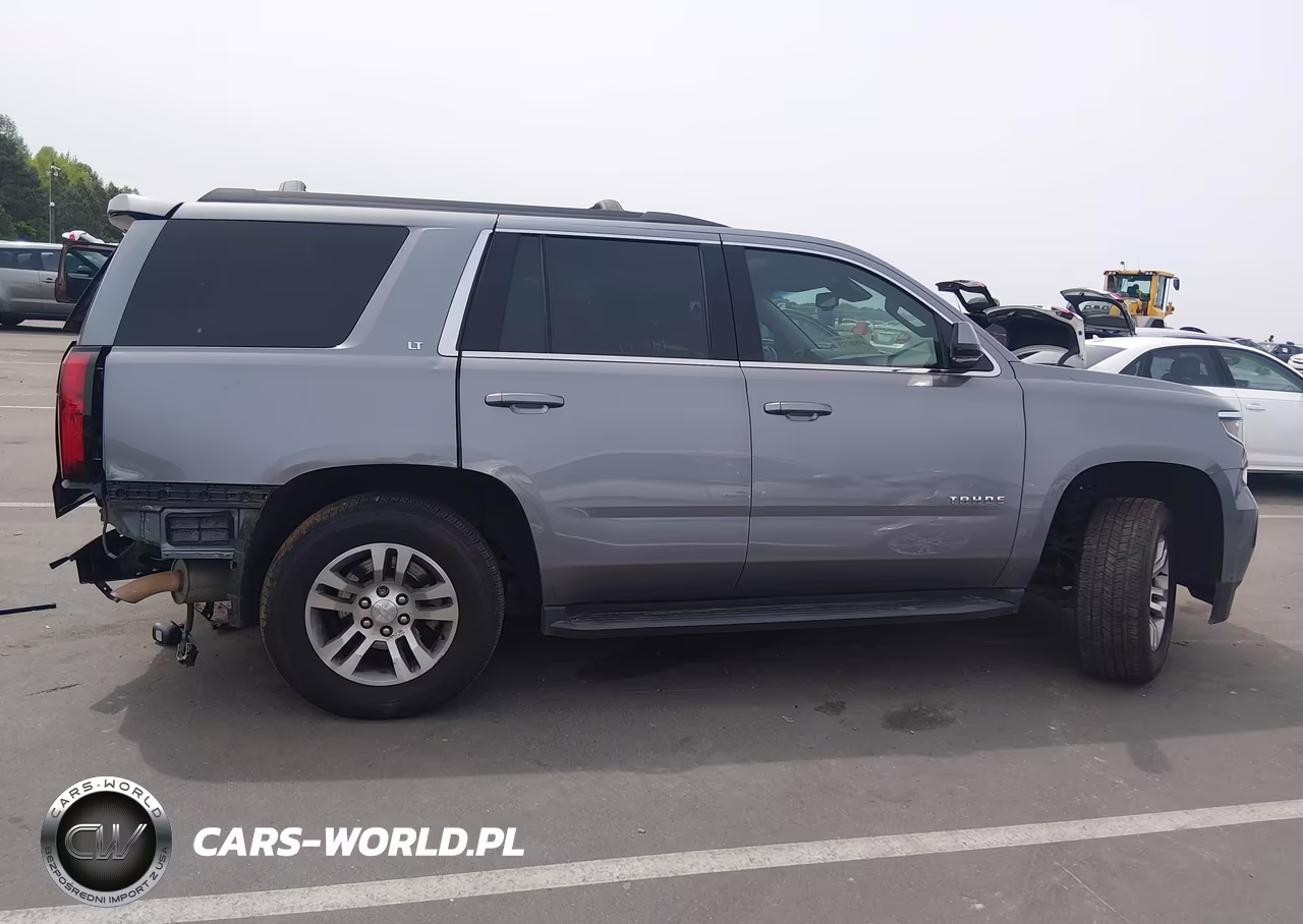 2019 Chevrolet Tahoe Lt VIN:1GNSKBKC2KR339435 - 13