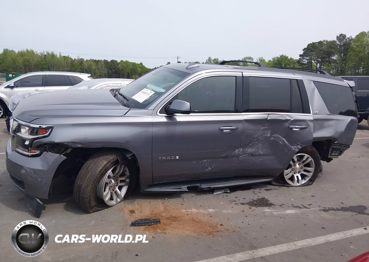 2019 Chevrolet Tahoe Lt VIN:1GNSKBKC2KR339435 - 14
