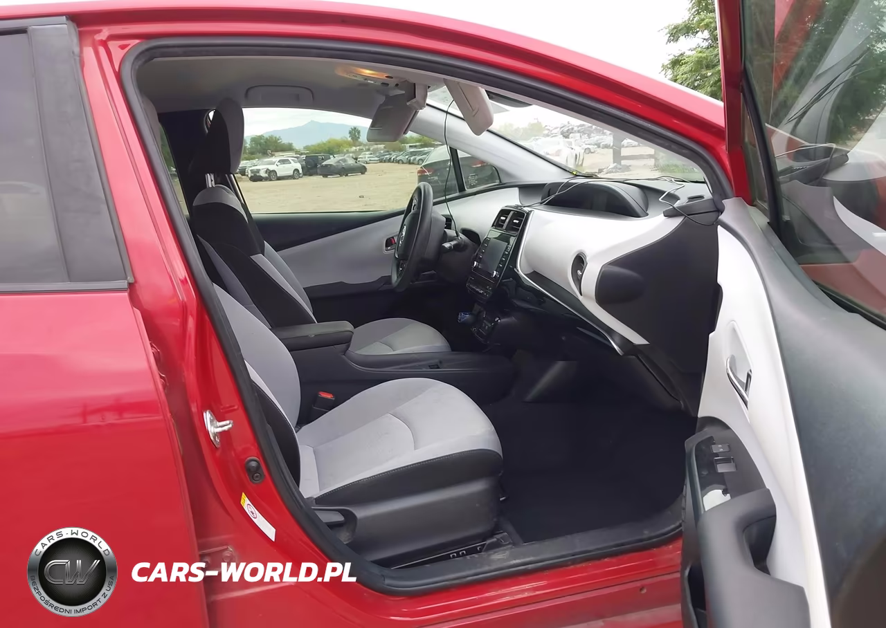 2020 Toyota Prius Le VIN:JTDKARFUXL3122436 - 5