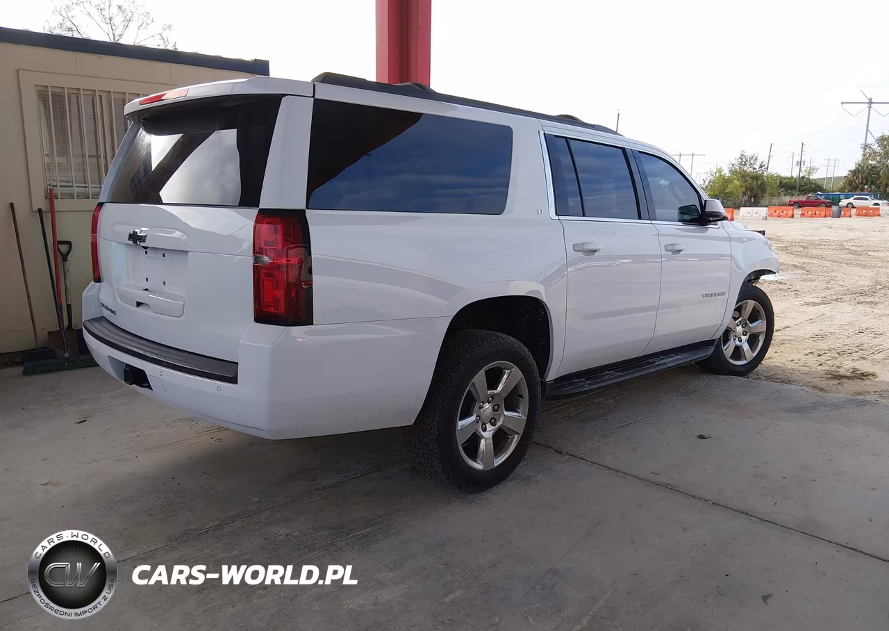 2019 Chevrolet Suburban Lt VIN:1GNSCHKC4KR212833 - 4