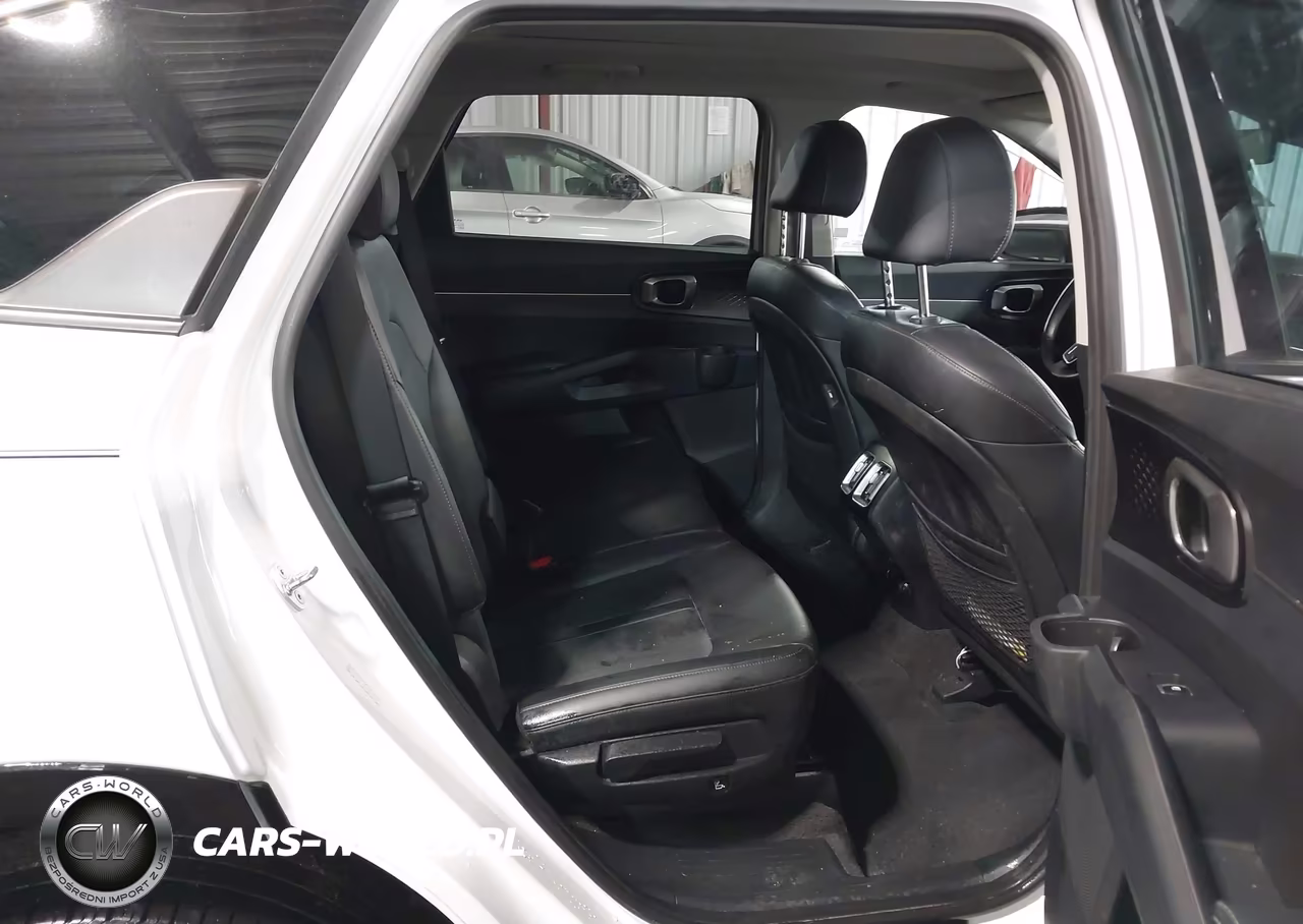2023 Kia Sorento S VIN:5XYRL4LC2PG232258 - 8