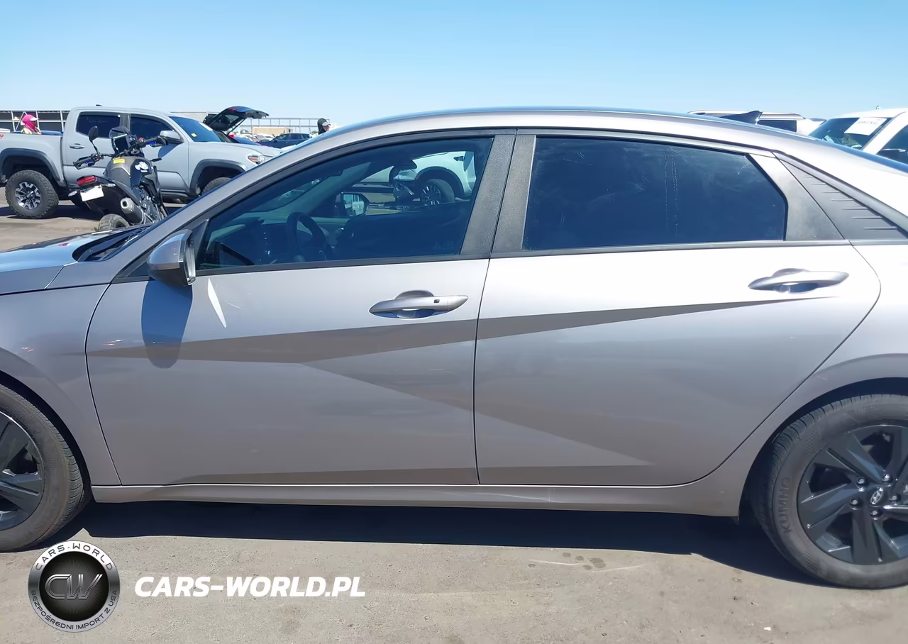 2023 Hyundai Elantra Hybrid Blue VIN:KMHLM4AJ4PU070065 - 15