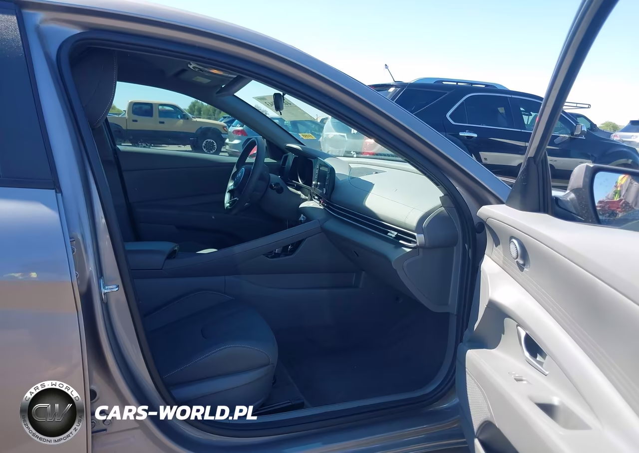 2023 Hyundai Elantra Hybrid Blue VIN:KMHLM4AJ4PU070065 - 5