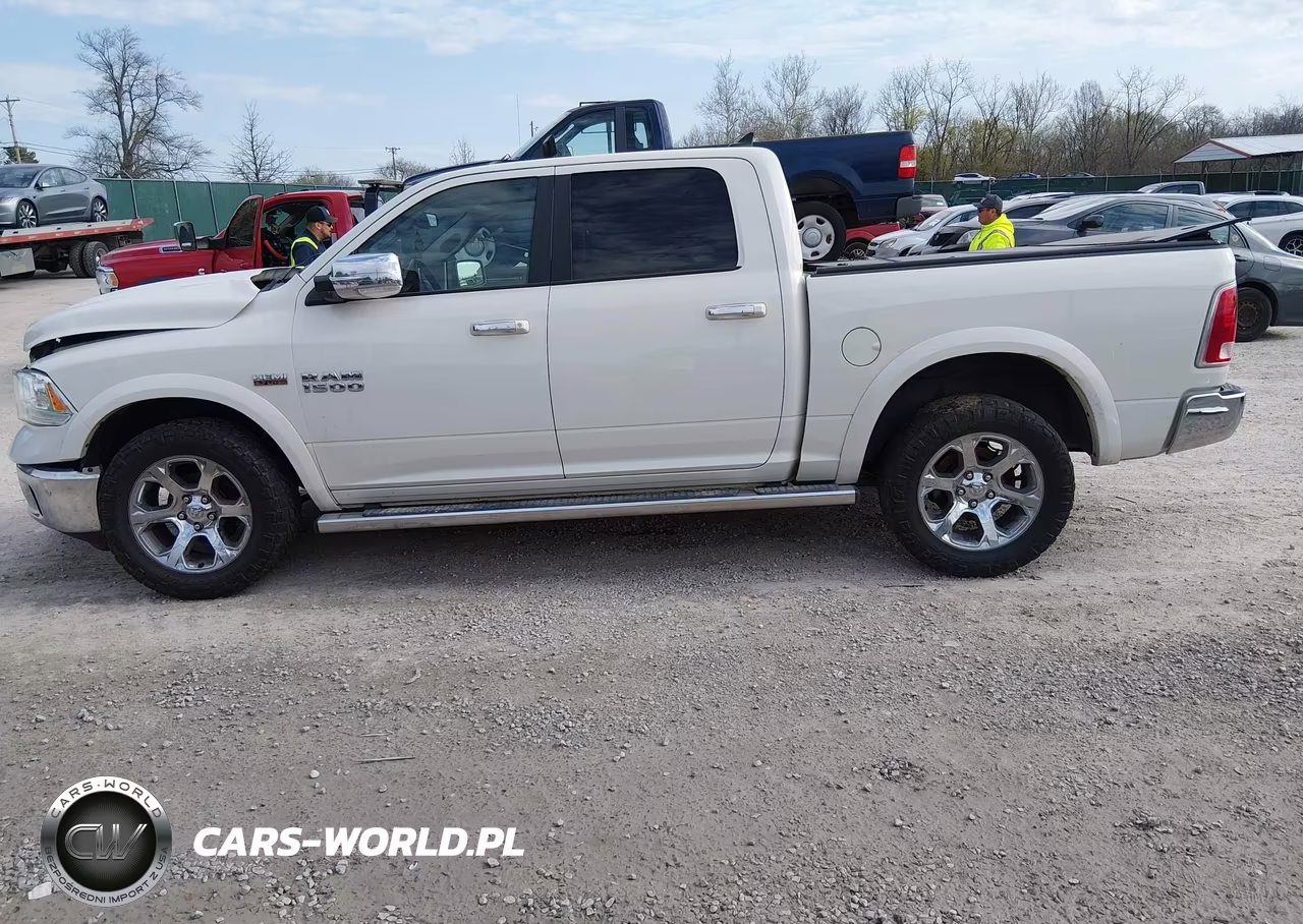 2017 Ram 1500 Laramie 4X4 5'7 Box VIN:1C6RR7NT7HS660245 - 15