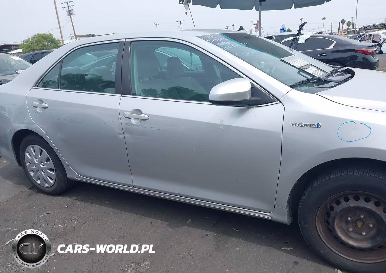 2013 Toyota Camry Hybrid Le VIN:4T1BD1FK0DU076744 - 14