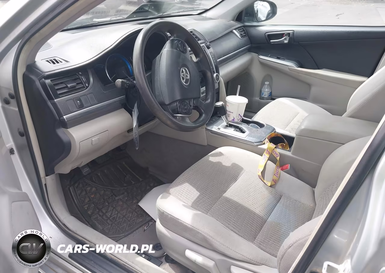 2013 Toyota Camry Hybrid Le VIN:4T1BD1FK0DU076744 - 18