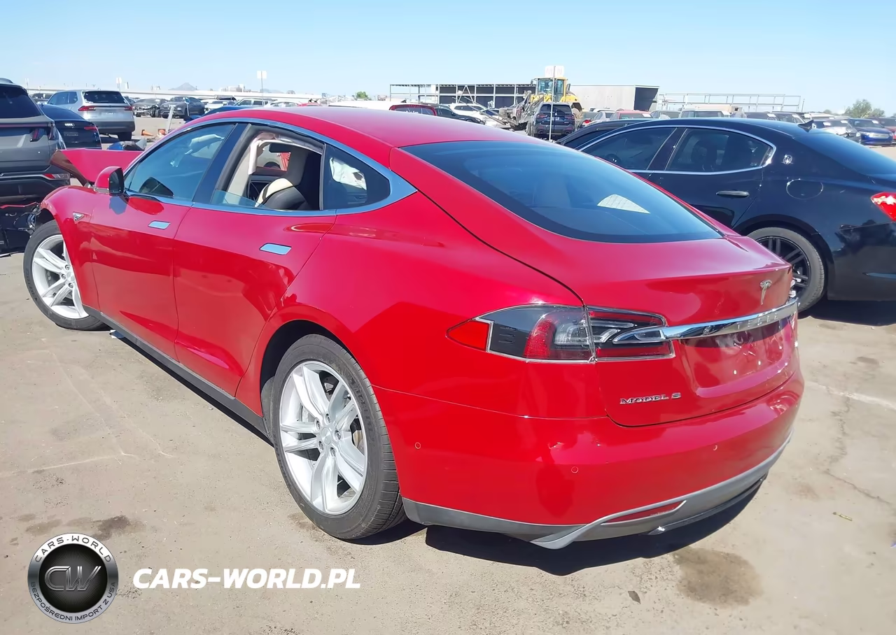 2015 Tesla Model S 60-70-85 VIN:5YJSA1E19FF105823 - 3