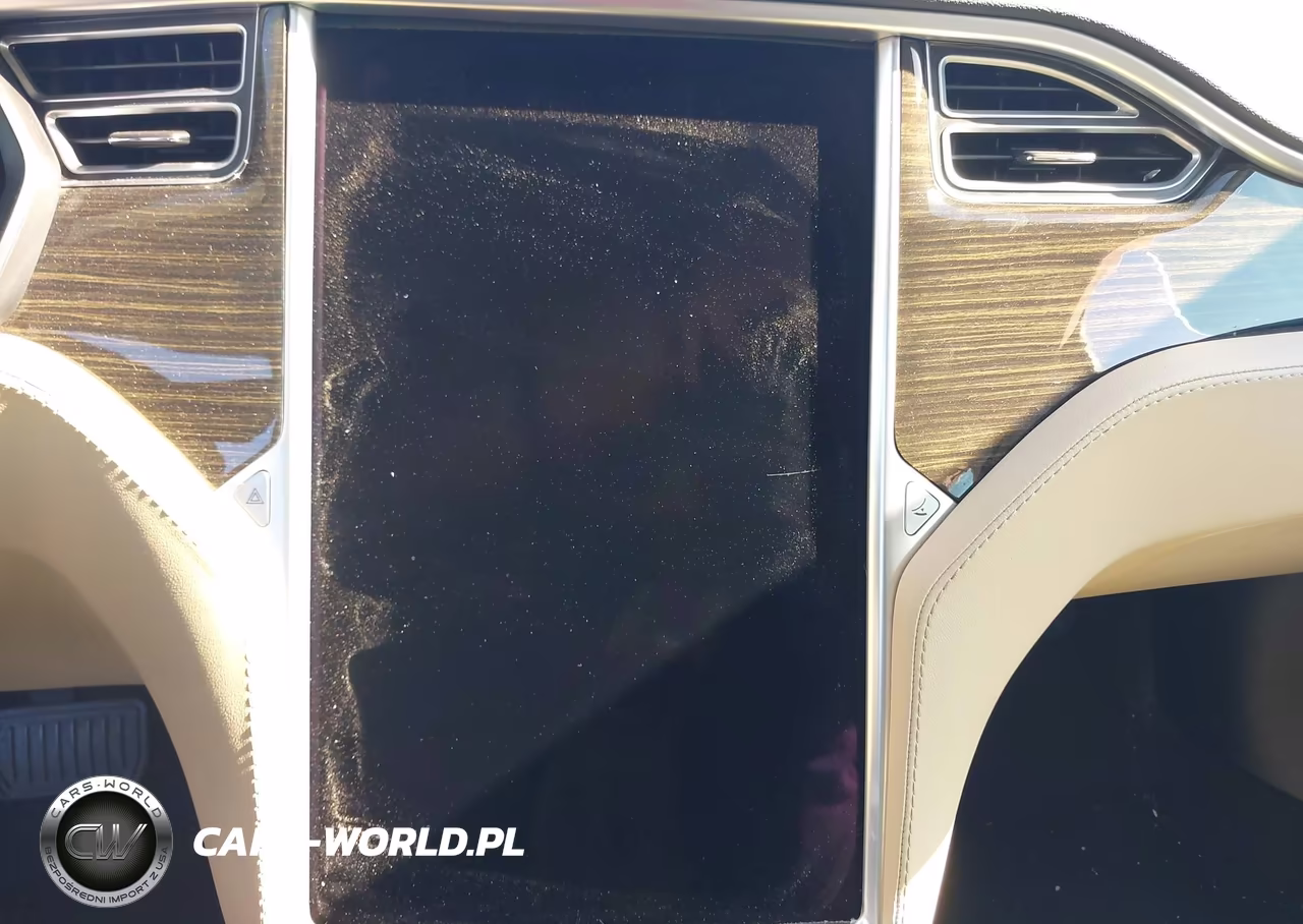 2015 Tesla Model S 60-70-85 VIN:5YJSA1E19FF105823 - 7