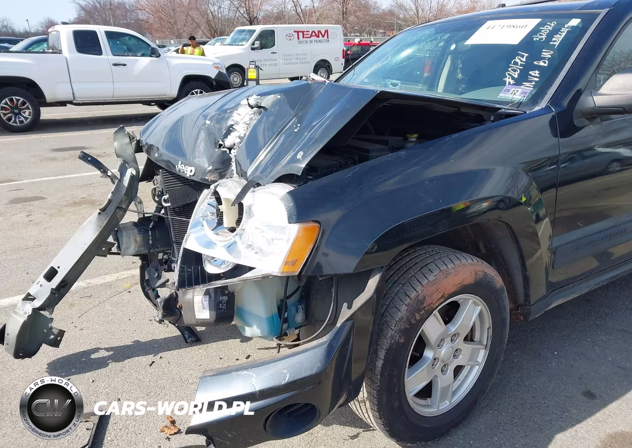 2005 Jeep Grand Cherokee Laredo VIN:1J8GR48K45C541536 - 12