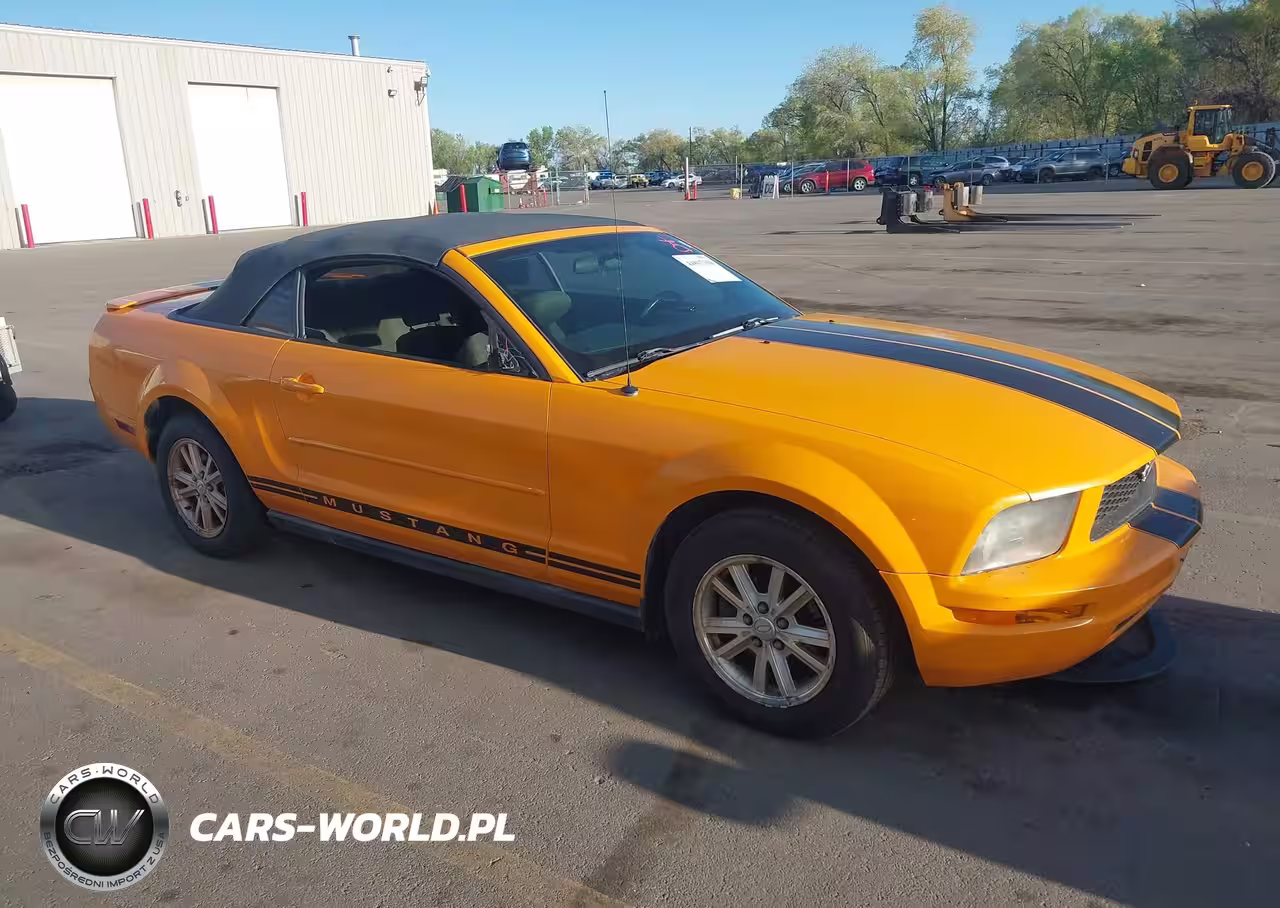 2007 Ford Mustang V6 Deluxe-V6 Premium