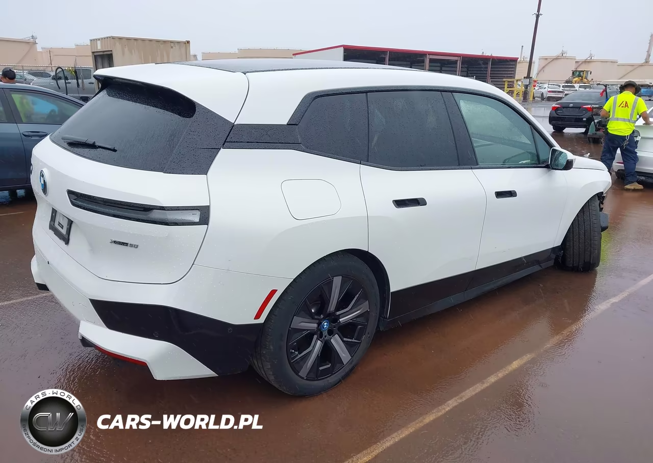 2025 BMW Ix xDrive50 VIN:WB523CF04SCS07822 - 4